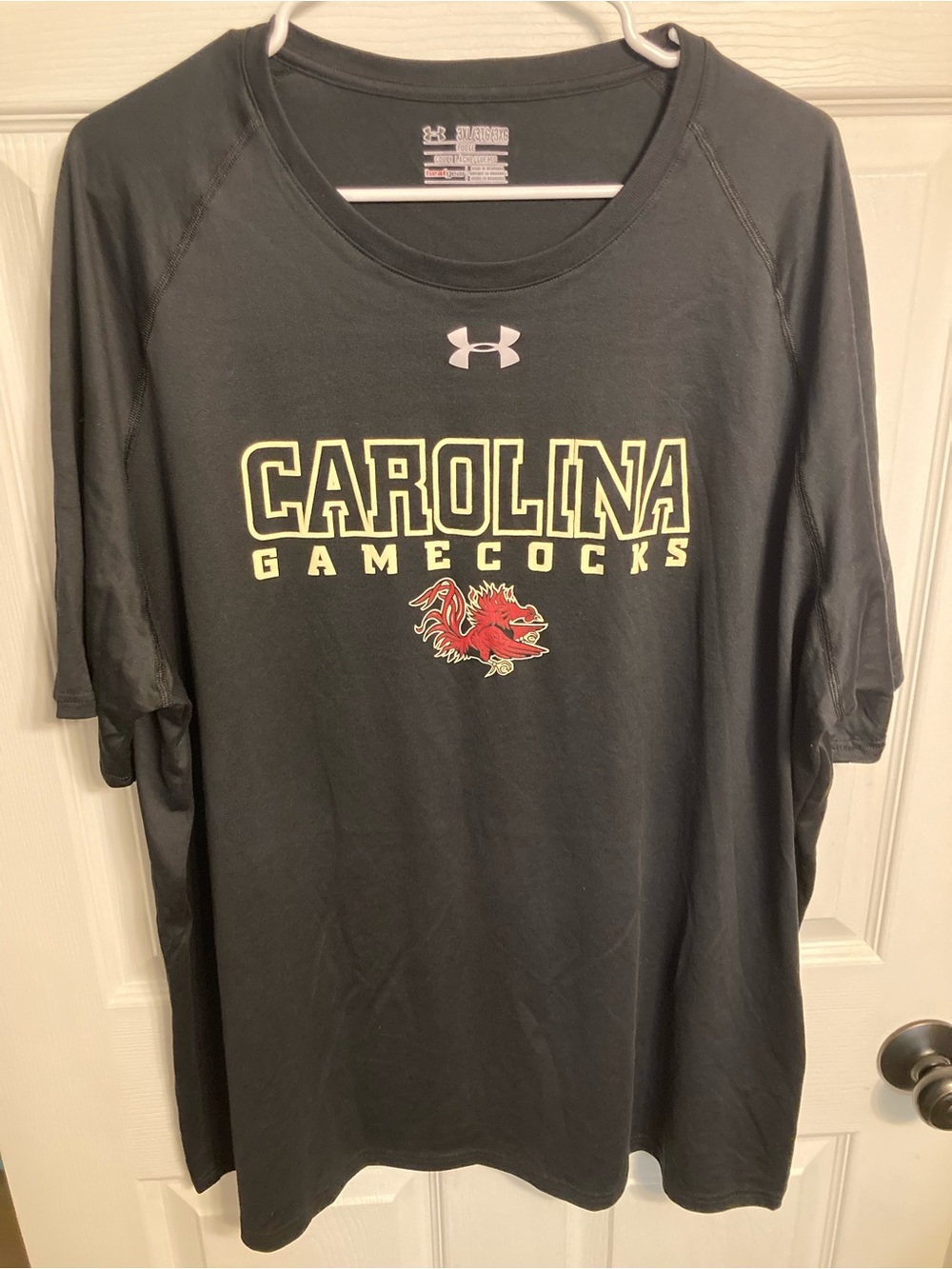 Under Armour Black Carolina Gamecocks Short Sleeve Tee with Red Logo